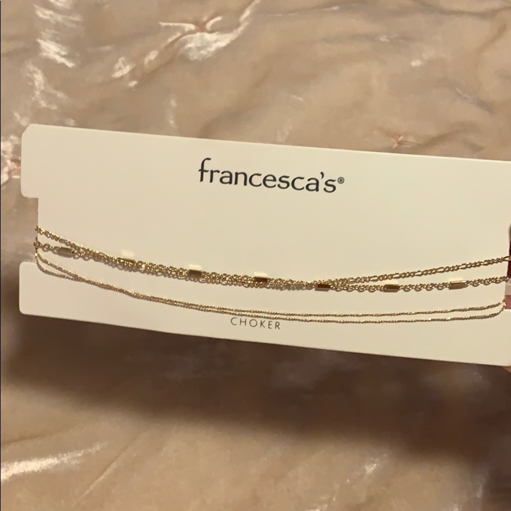 New with tags - gold chocker